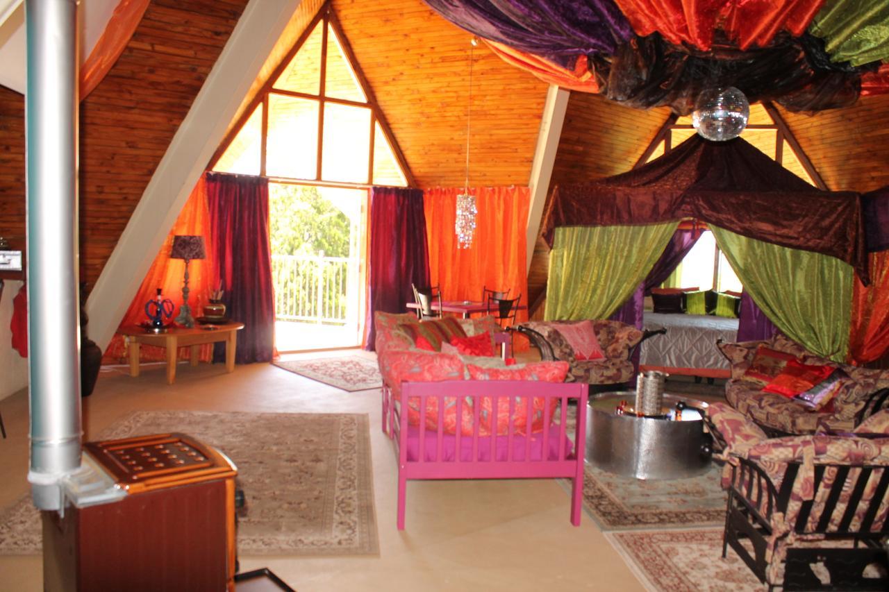 Van Reenen Pyramids Motel المظهر الخارجي الصورة