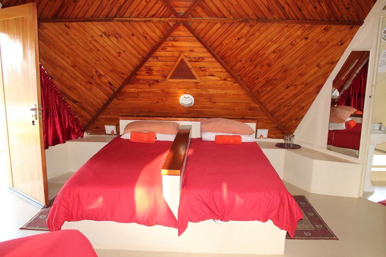 Van Reenen Pyramids Motel المظهر الخارجي الصورة