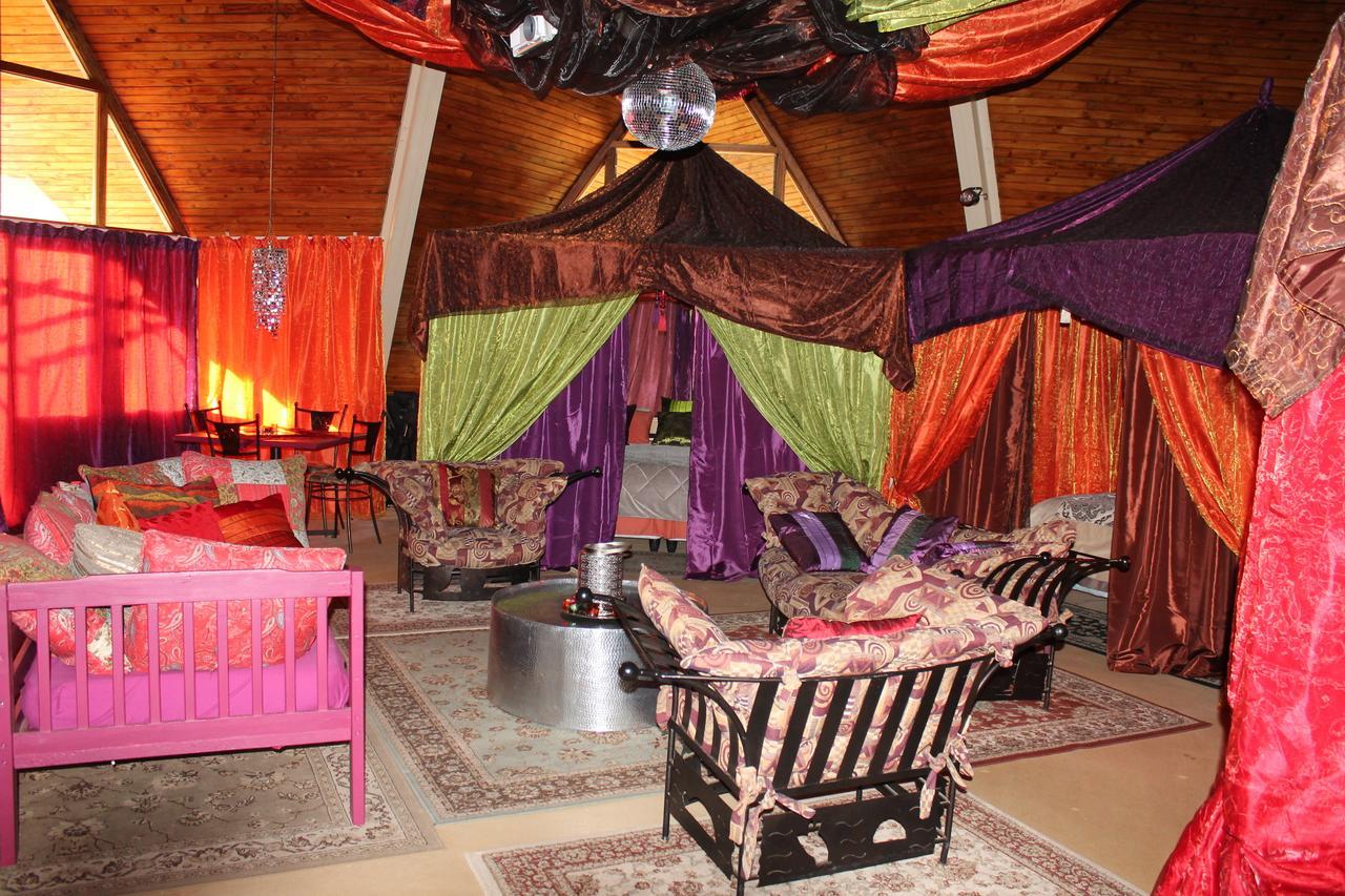 Van Reenen Pyramids Motel المظهر الخارجي الصورة