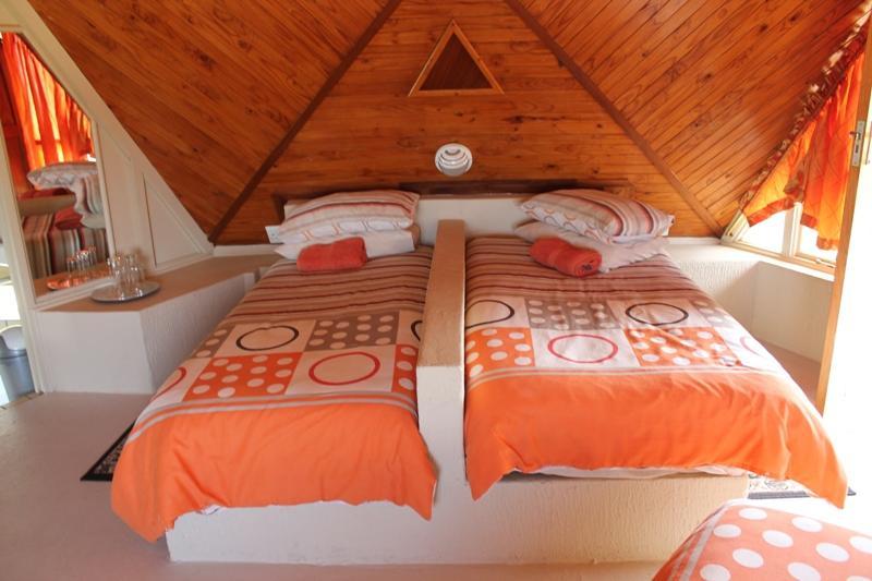 Van Reenen Pyramids Motel المظهر الخارجي الصورة