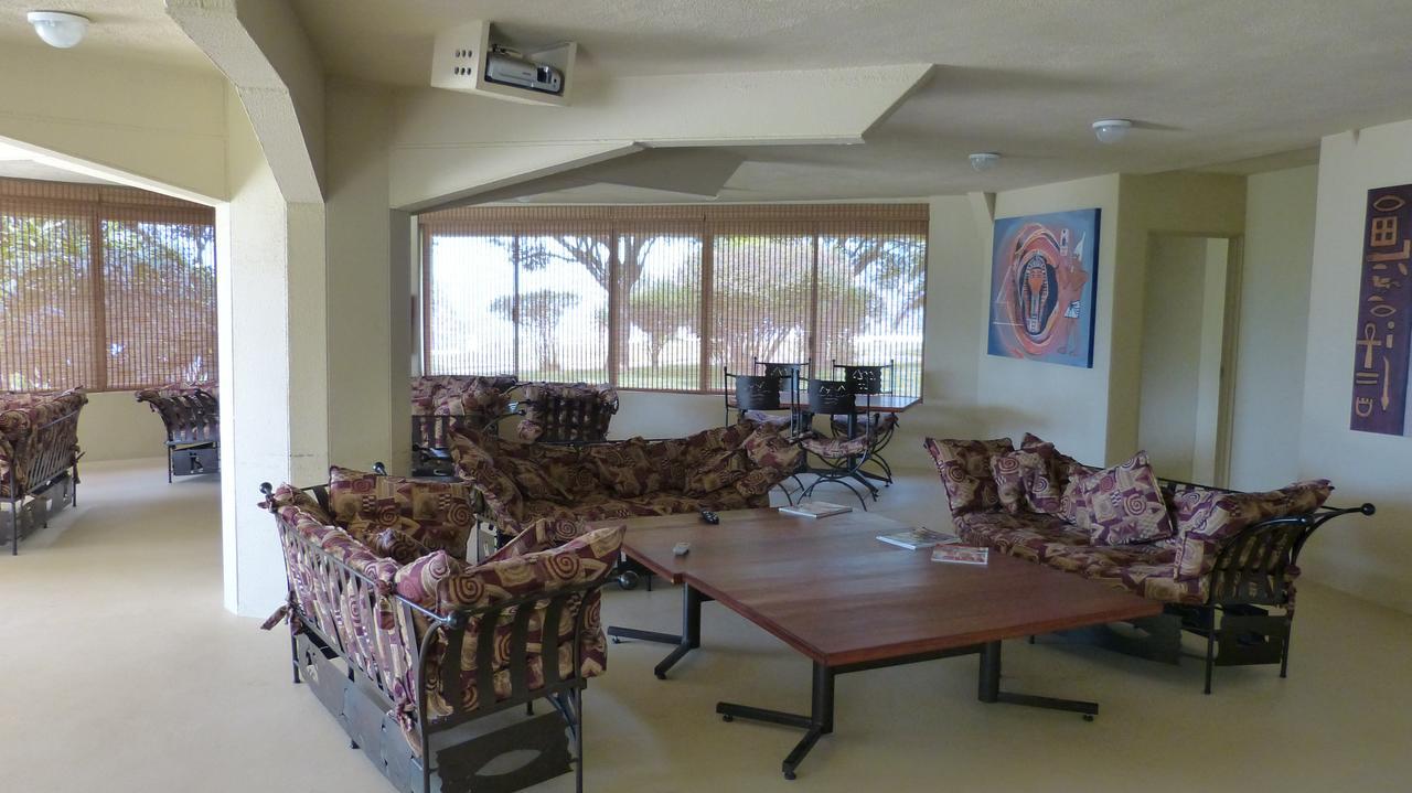 Van Reenen Pyramids Motel المظهر الخارجي الصورة